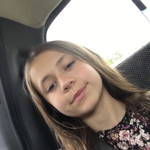 Meet your Posher, Isabella